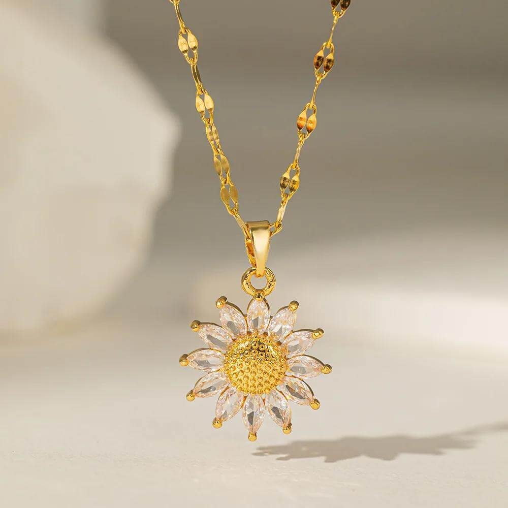 Gold Sunflower Crystal Pendant Necklace – Sparkling Floral Jewelry for Women